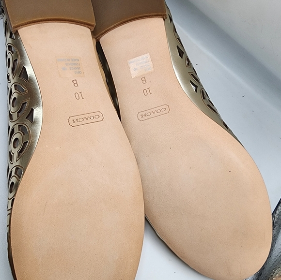 RARE COACH JANYCE Mirror FLATS Gold Metallic Size 10B NIB New - Picture 4 of 9